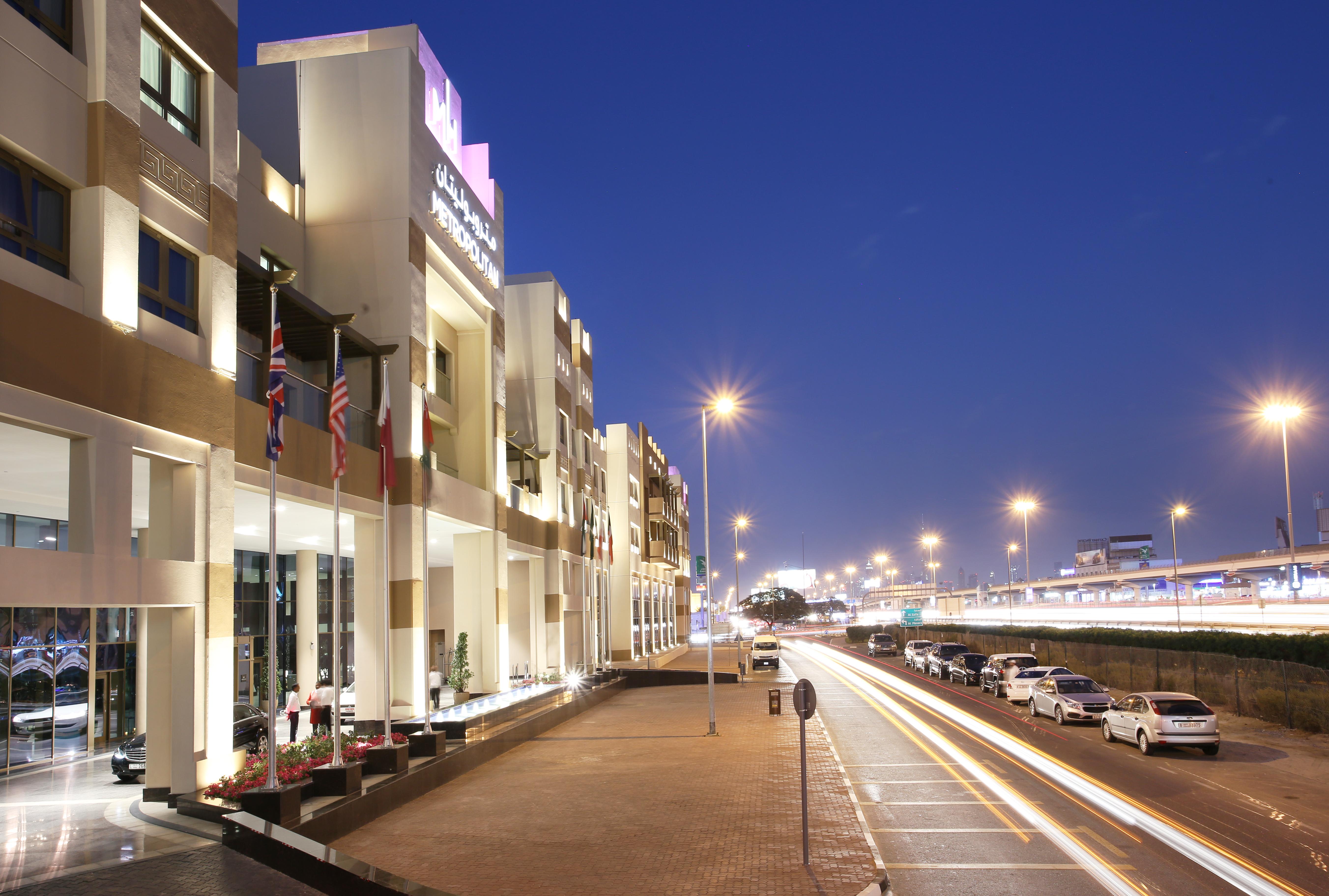 Metropolitan Hotel Dubai Exterior photo